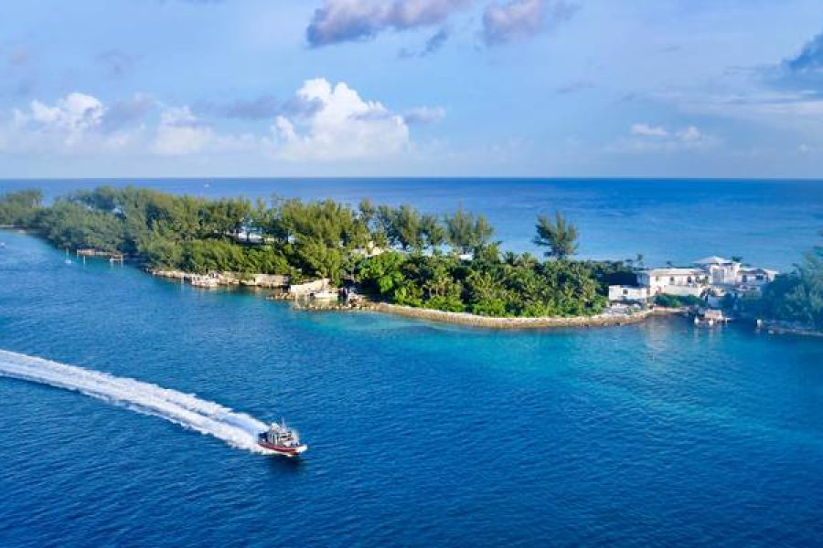 Luxury Nassau – The Bahamas – With Private Boat Charter incl